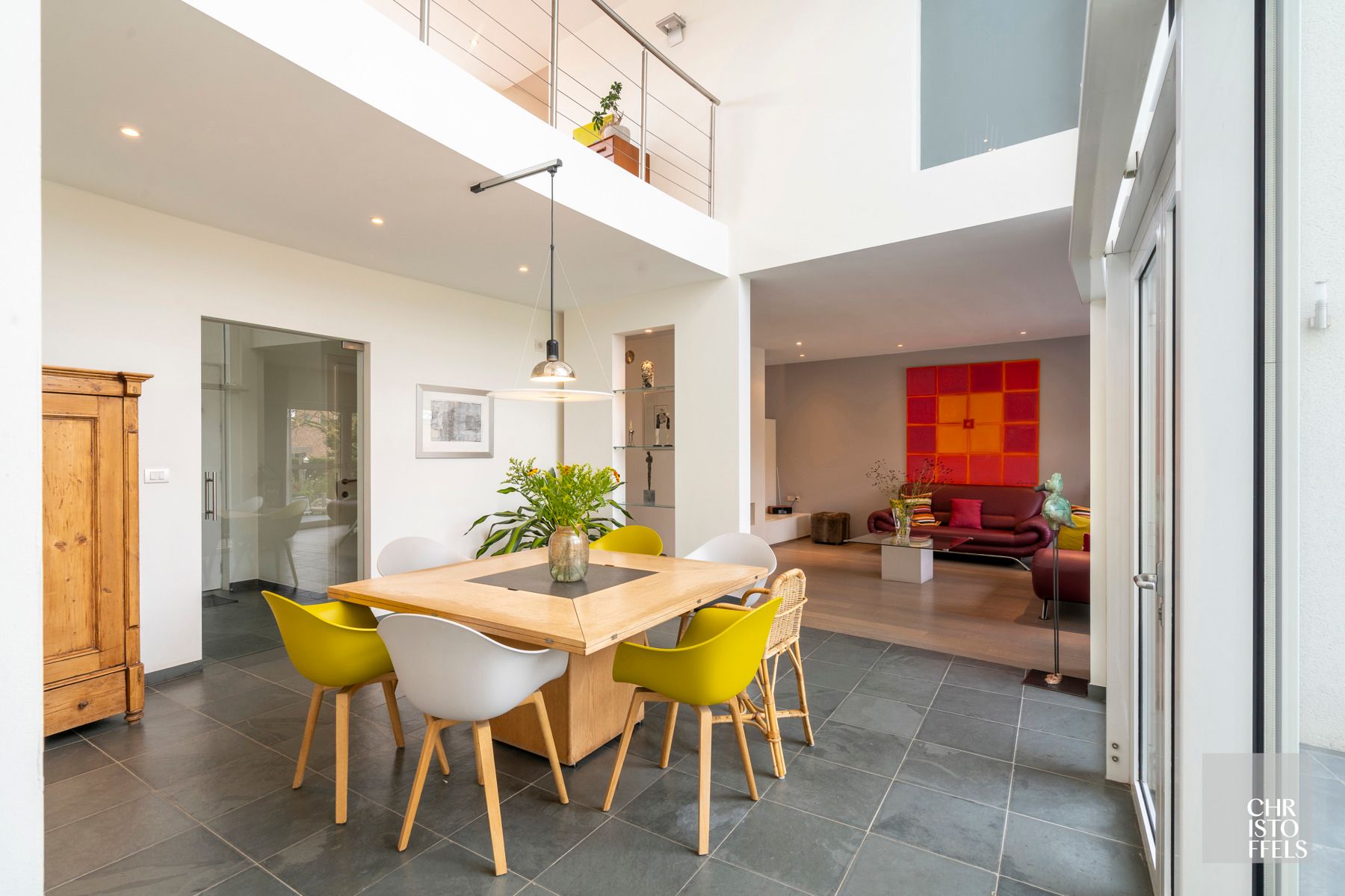 Uitzonderlijke villa van 320m2 gelegen in het pittoreske Leut, op een boogscheut van de Maas! foto 11