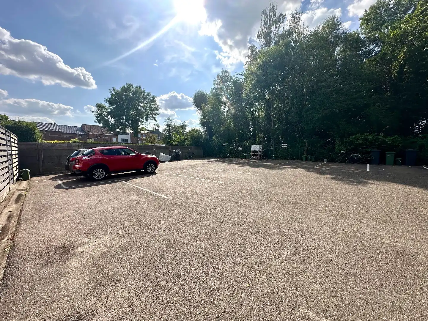 Gezellig duplex-appartement met terras en autostandplaats in rustige wijk te Hasselt foto 15