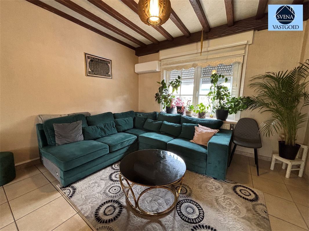 3-GEVELWONING MET 4 SLAAPKAMERS EN TUIN foto 2