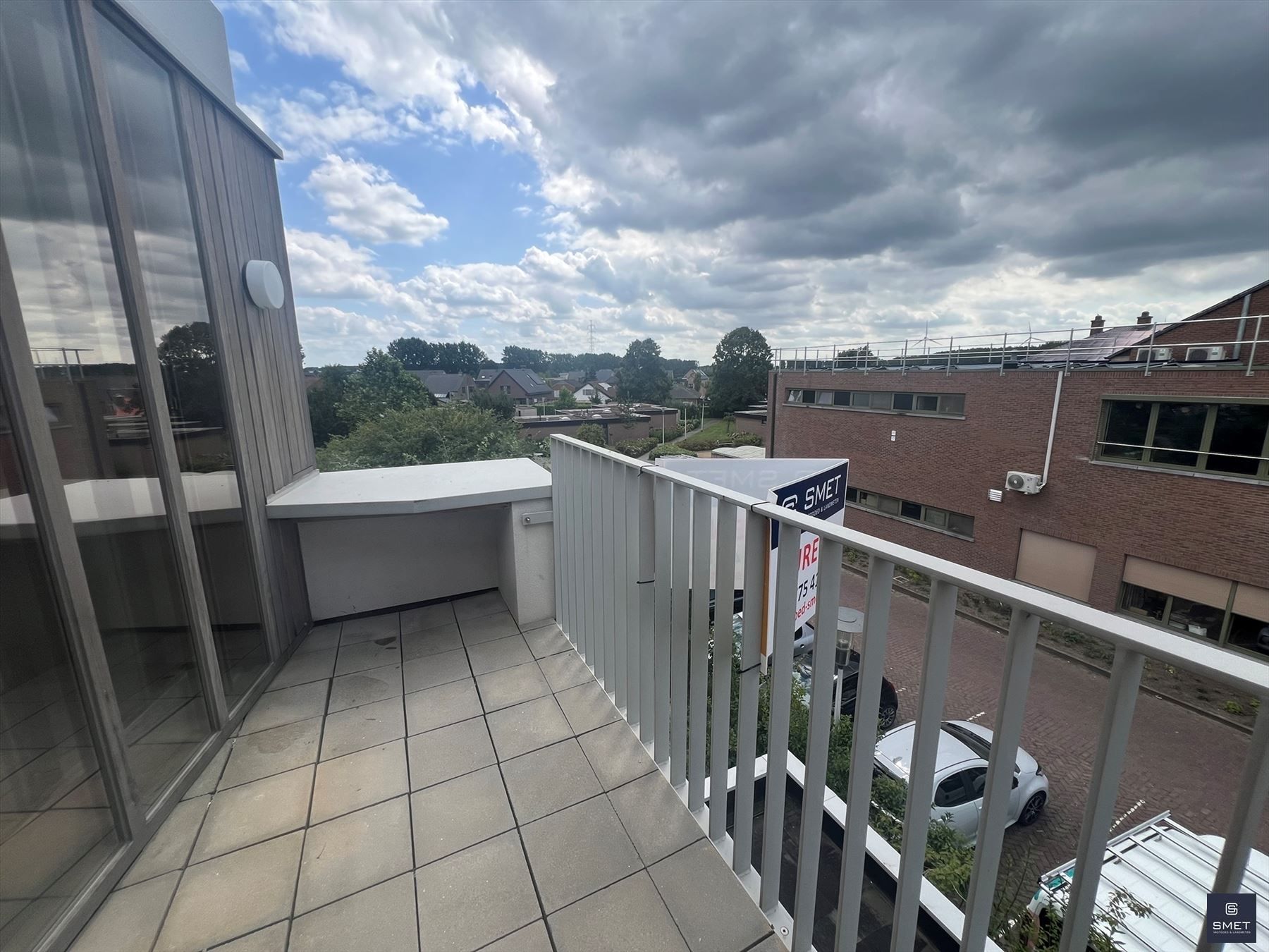 appartement met 1 slpk, terras en autostaanplaats foto 8
