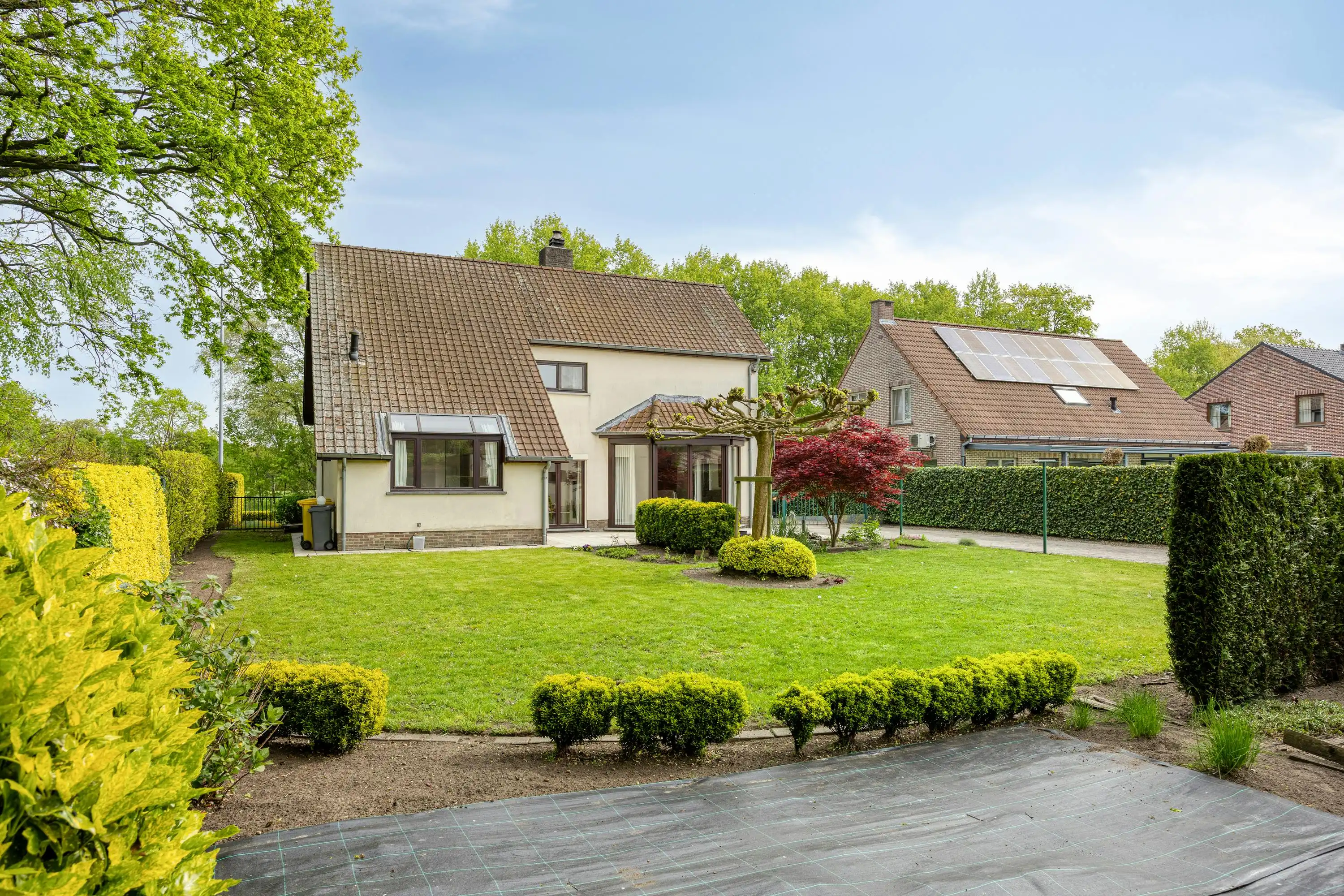 Vrijstaand huis met garage te koop in Zevendonk foto 3