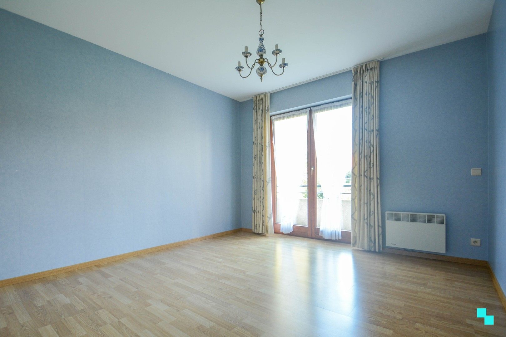 Centraal gelegen instapklaar appartement met groenzicht te Izegem foto 11