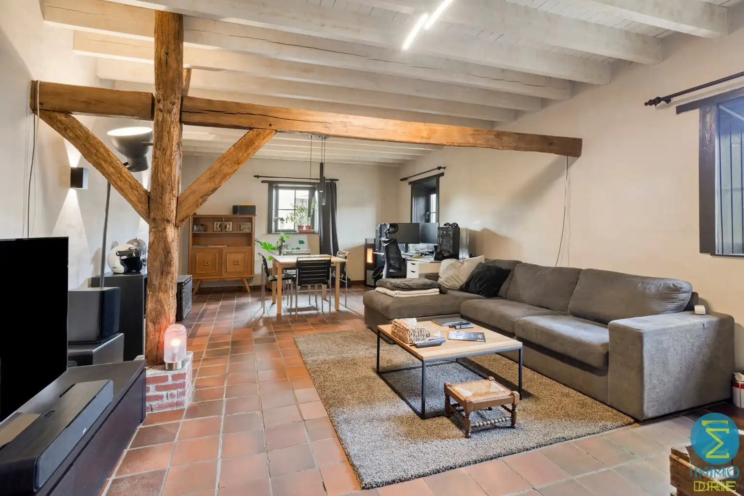 Te renoveren woning op een perceel van 426m² foto 2