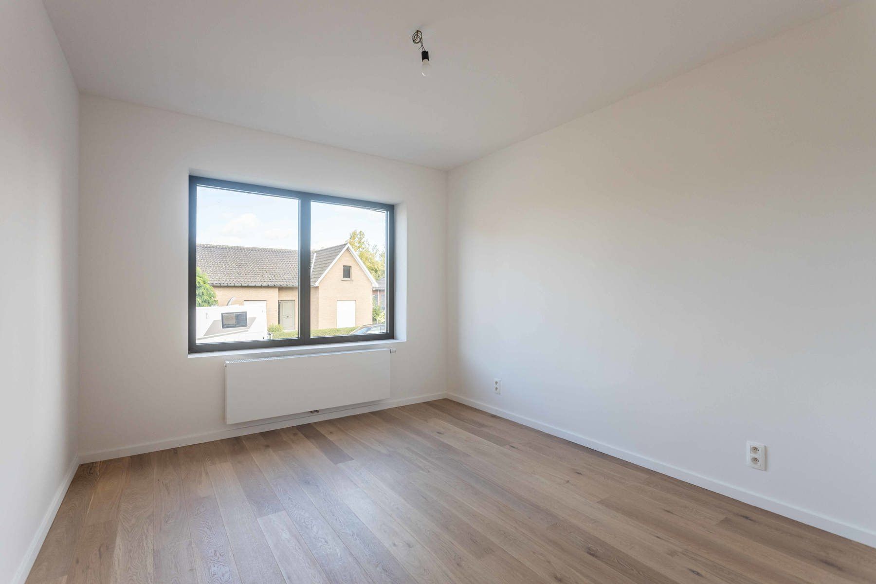 Instapklare woning met 5 slpk, op 7,5 are + tuin foto 15