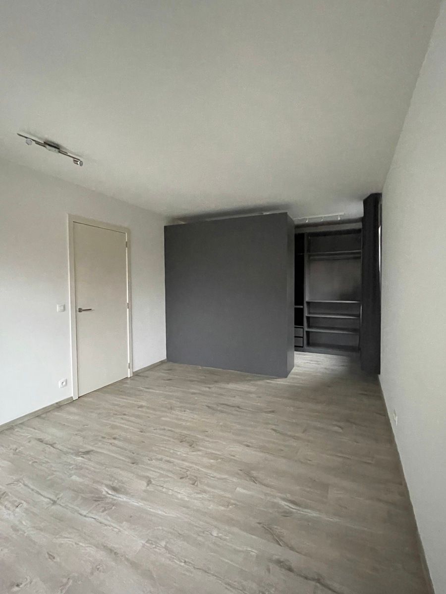 Appartement te huur foto 16