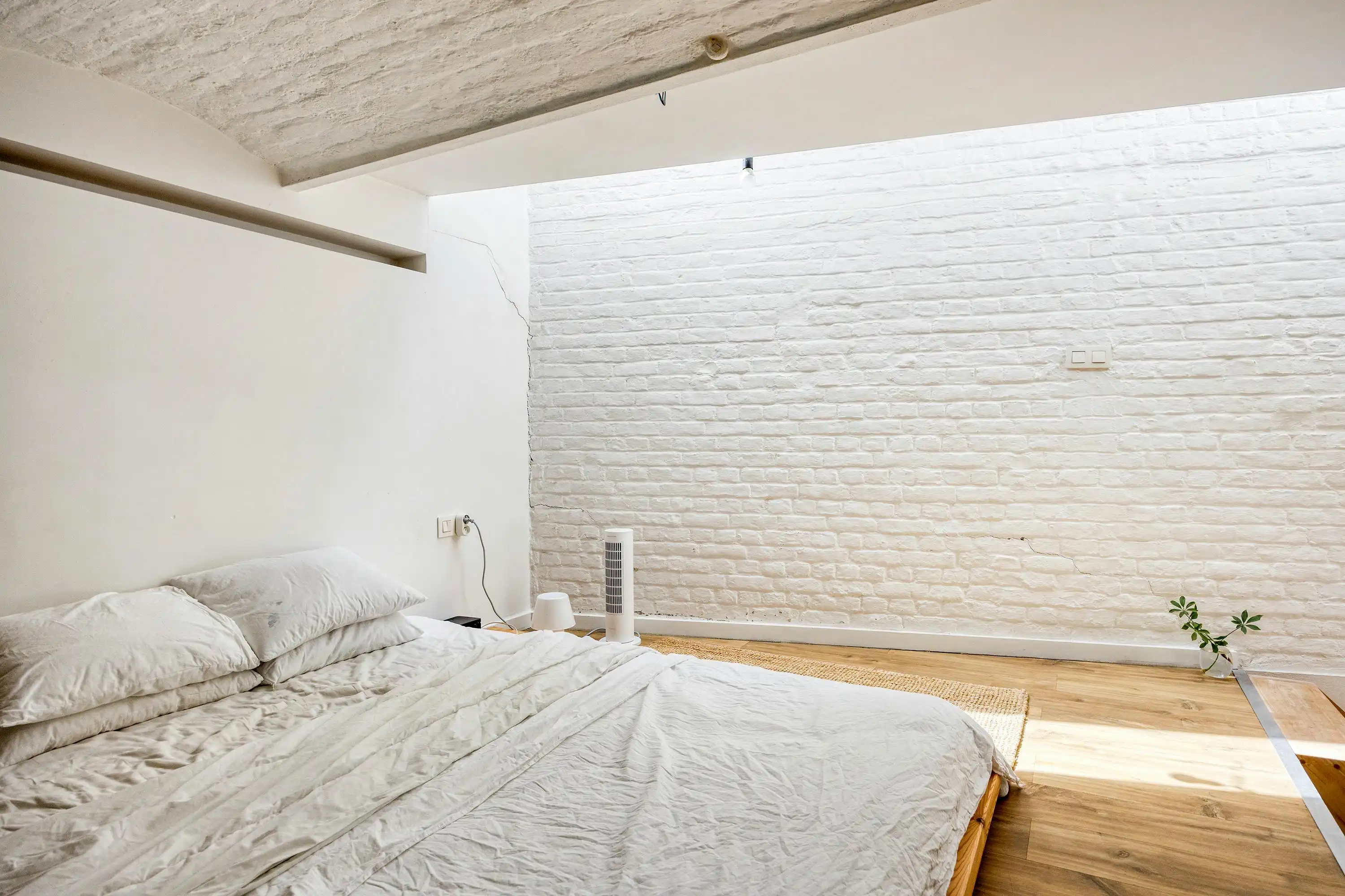 Stijlvolle studio van 78 m² met uitgesproken loftgevoel foto 15