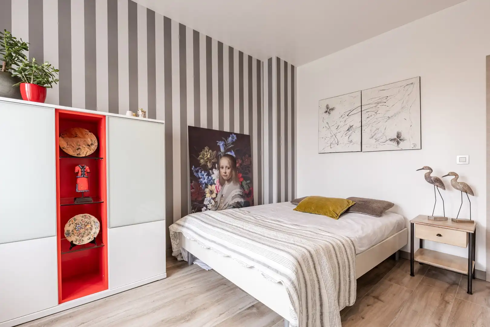 Instapklaar 2-slaapkamerappartement nabij parken & winkels in Wilrijk foto 8