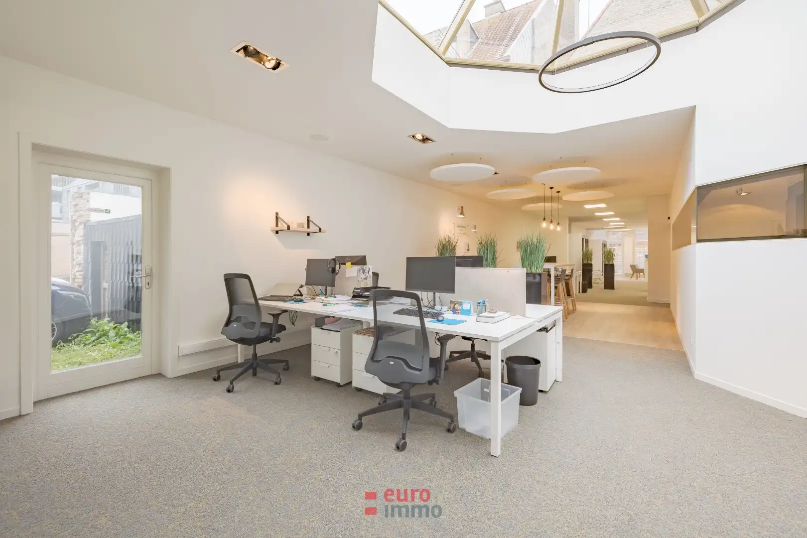 Verhuurd handelspand (toprendement!) met authentieke charmegevel in Nieuwpoort! foto 10