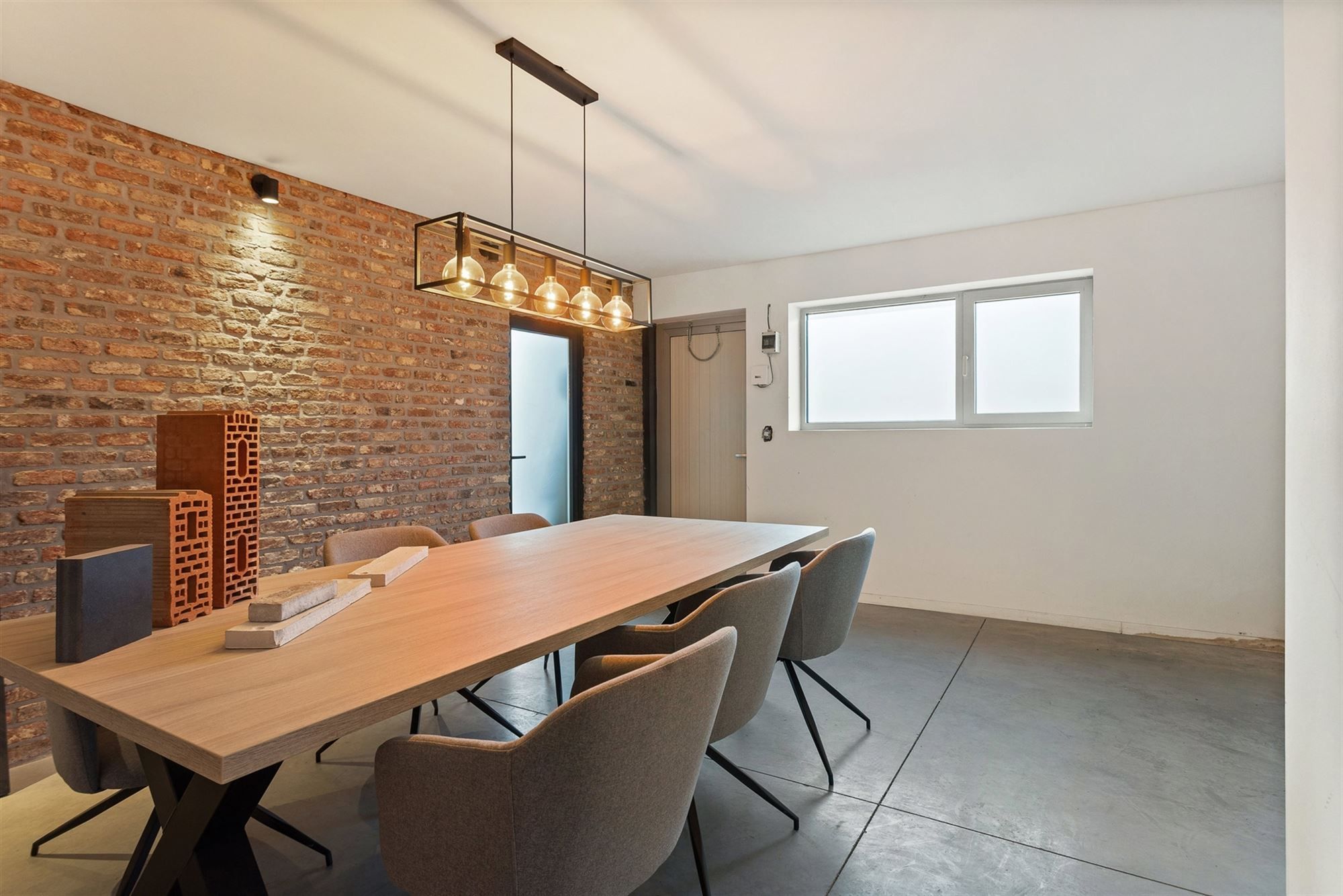 KMO-UNIT VAN 207 M2 MET BUREEL VAN 35M2 OP UITERST CENTRALE EN SNEL TOEGANKELIJKE LOCATIE TE HAM foto 19