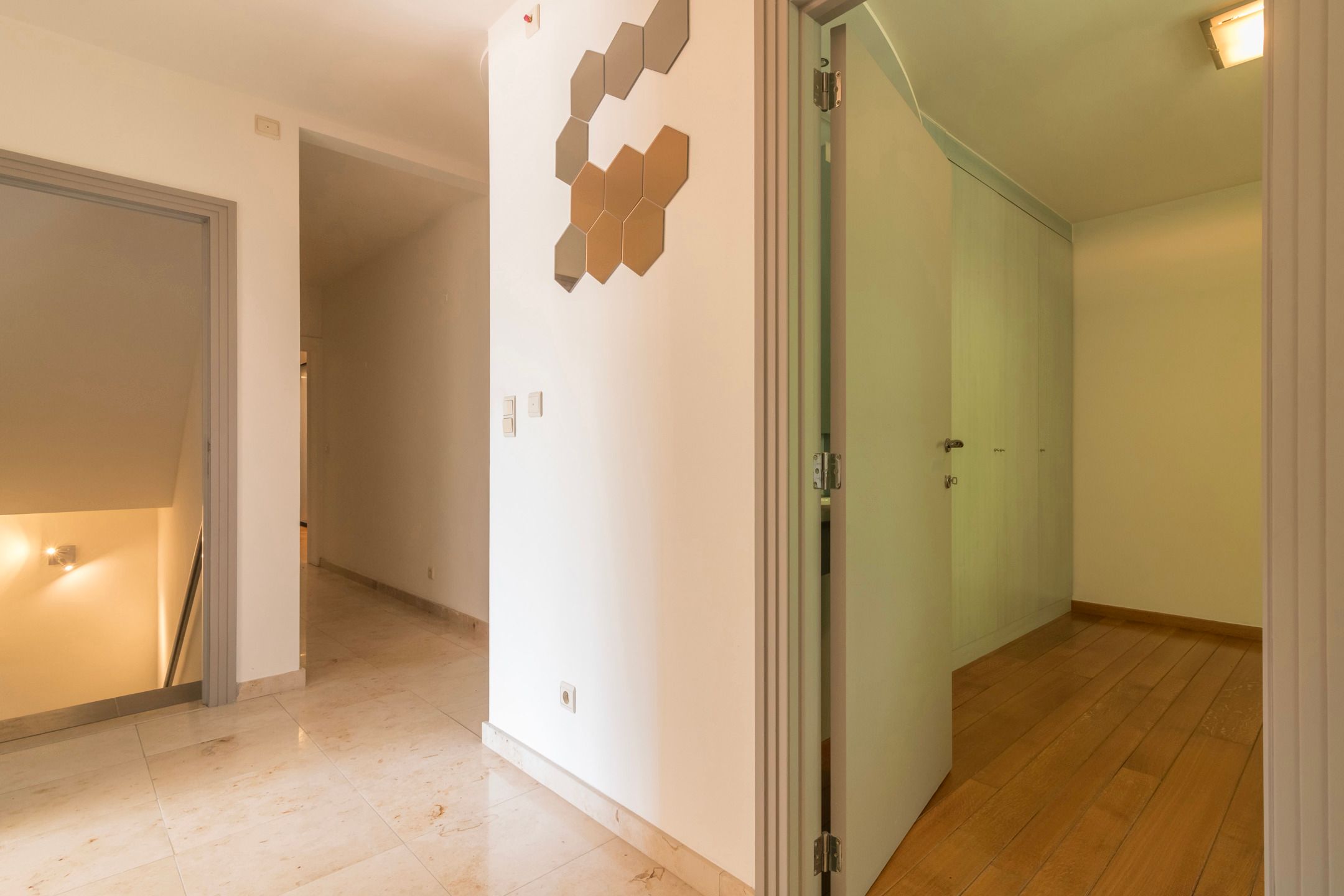 Kantoor- of praktijkruimte met woning op toplocatie foto 42