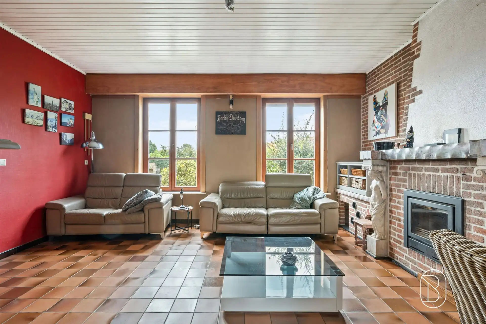 Karaktervolle hoeve met schuur en loods foto 12