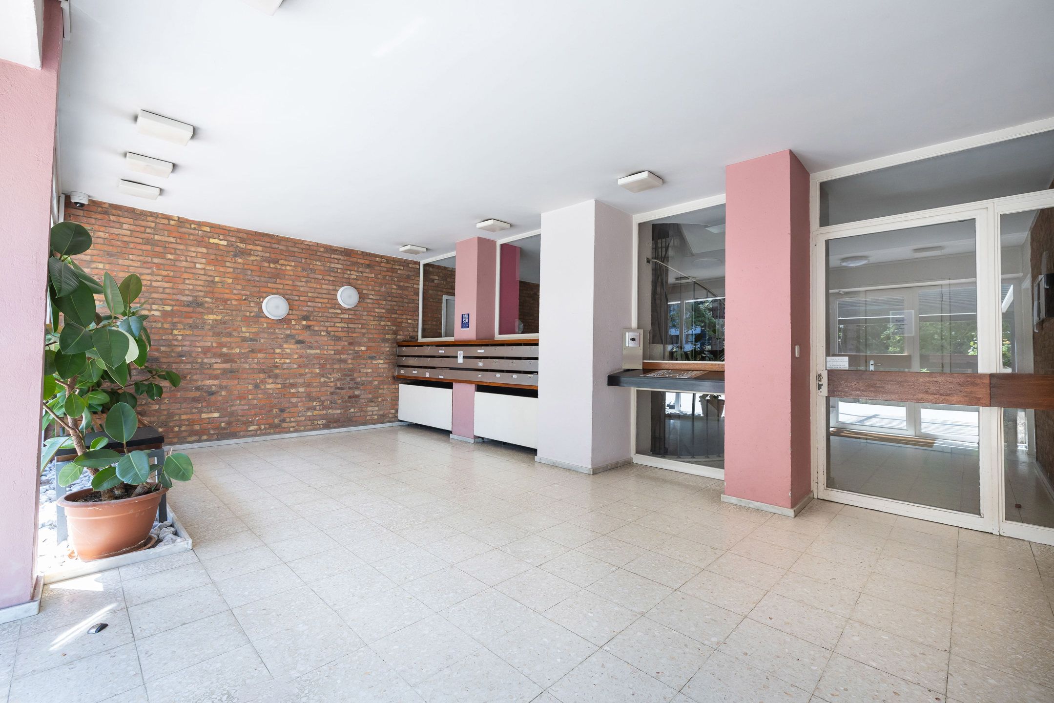 Appartement met 2 slaapkamers + P foto 17