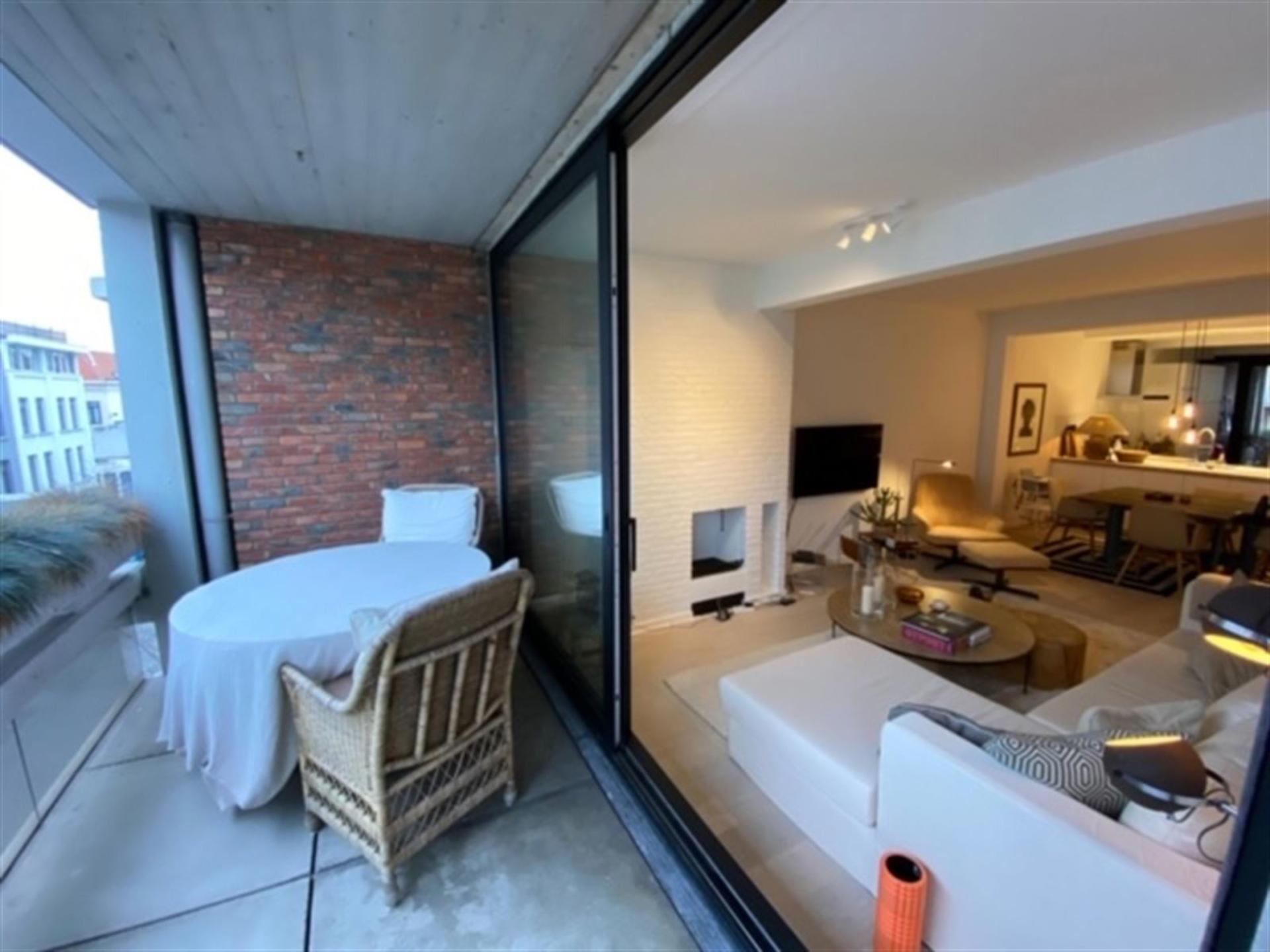 Lumineus appartement op absolute toplocatie op het Zuid foto 5