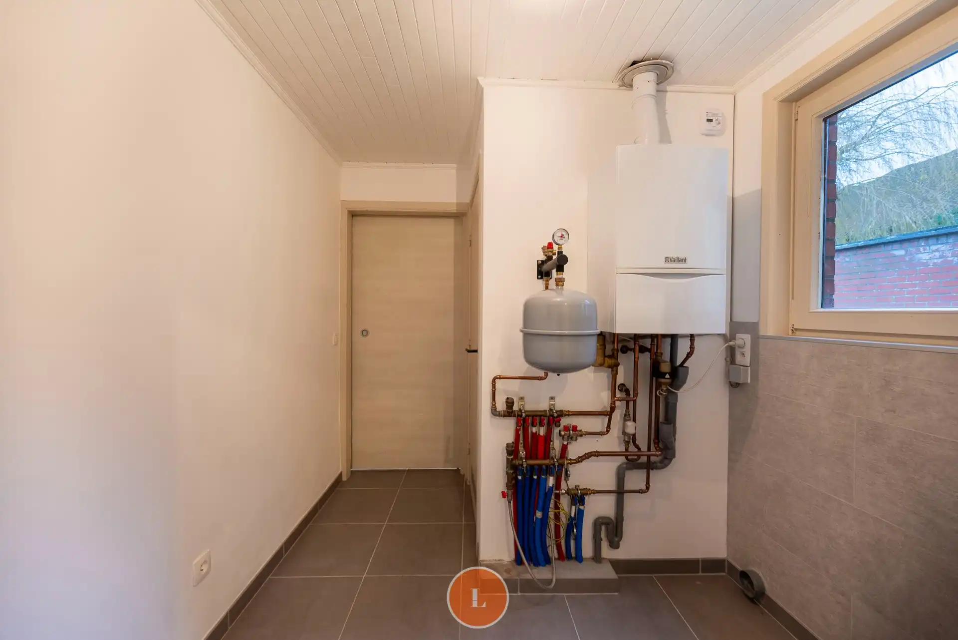 Instapklare woning met 3 slaapkamer en tuin in Lauwe foto 9