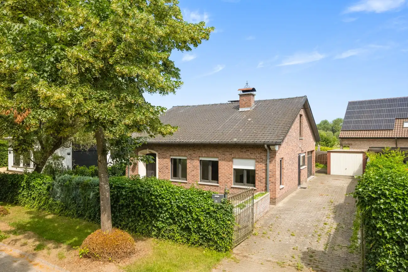 Charmante open bebouwing met 2 slaapkamers, ruime zolder op een mooie ligging dicht bij centrum Heusden foto 2
