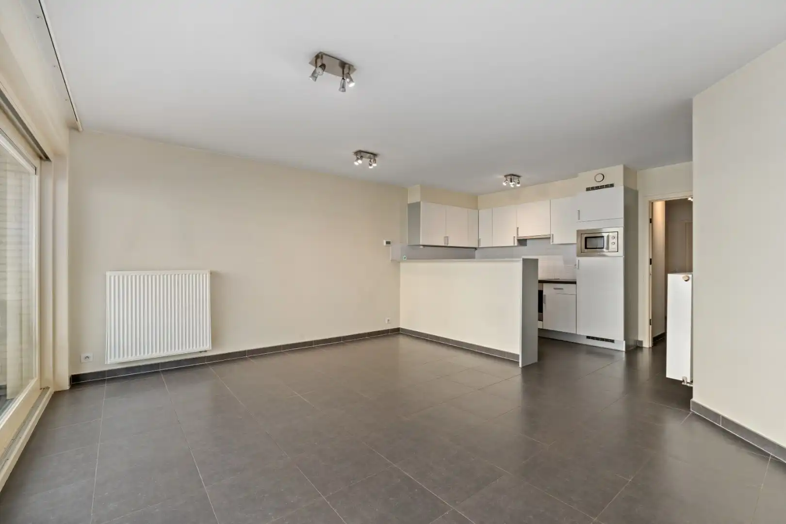 APPARTEMENT MET 2 SLAAPKAMERS EN ZEEZICHT TE KOKSIJDE foto 3