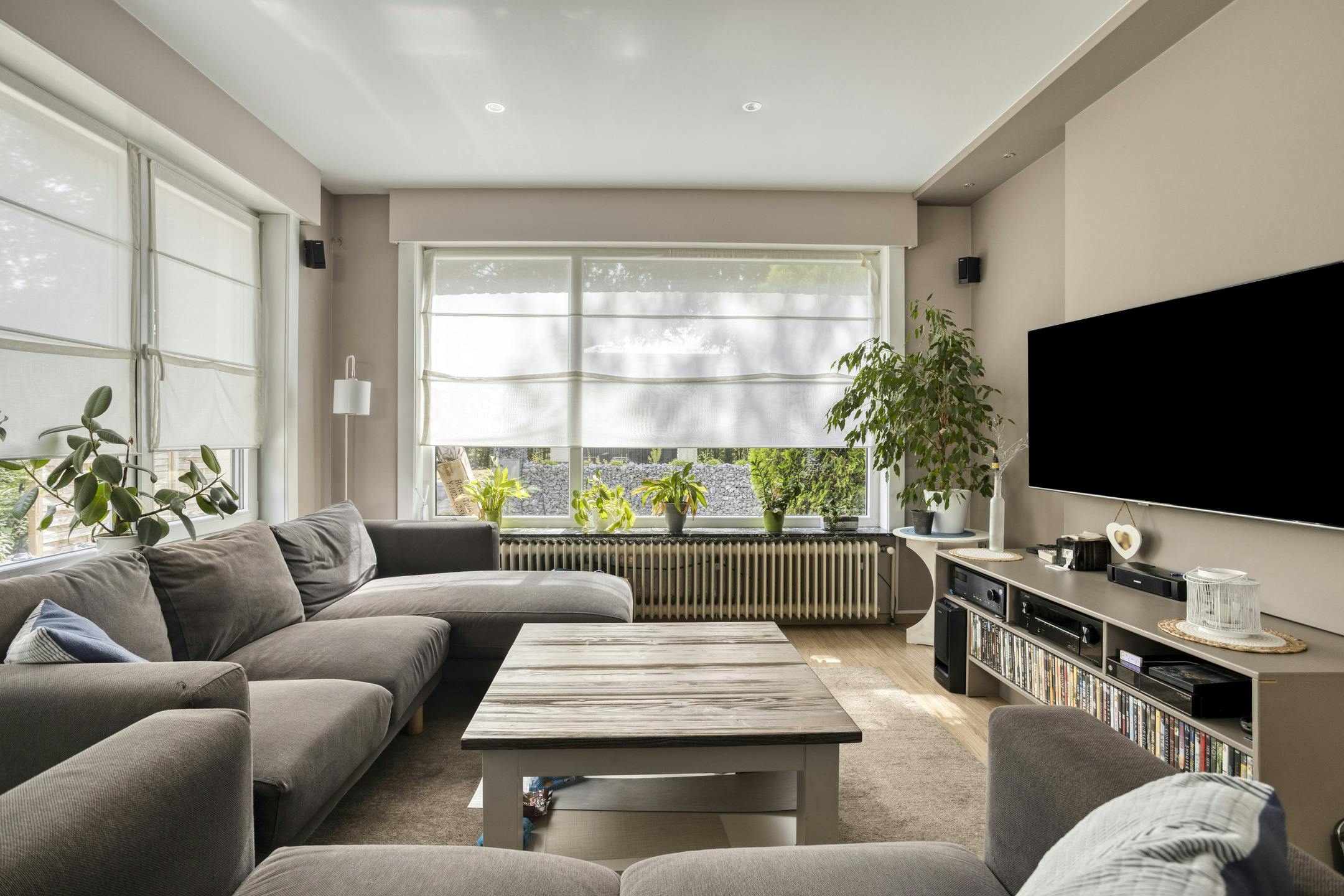 Huis met magazijn/kantoorruimte te koop in Assebroek  foto 5