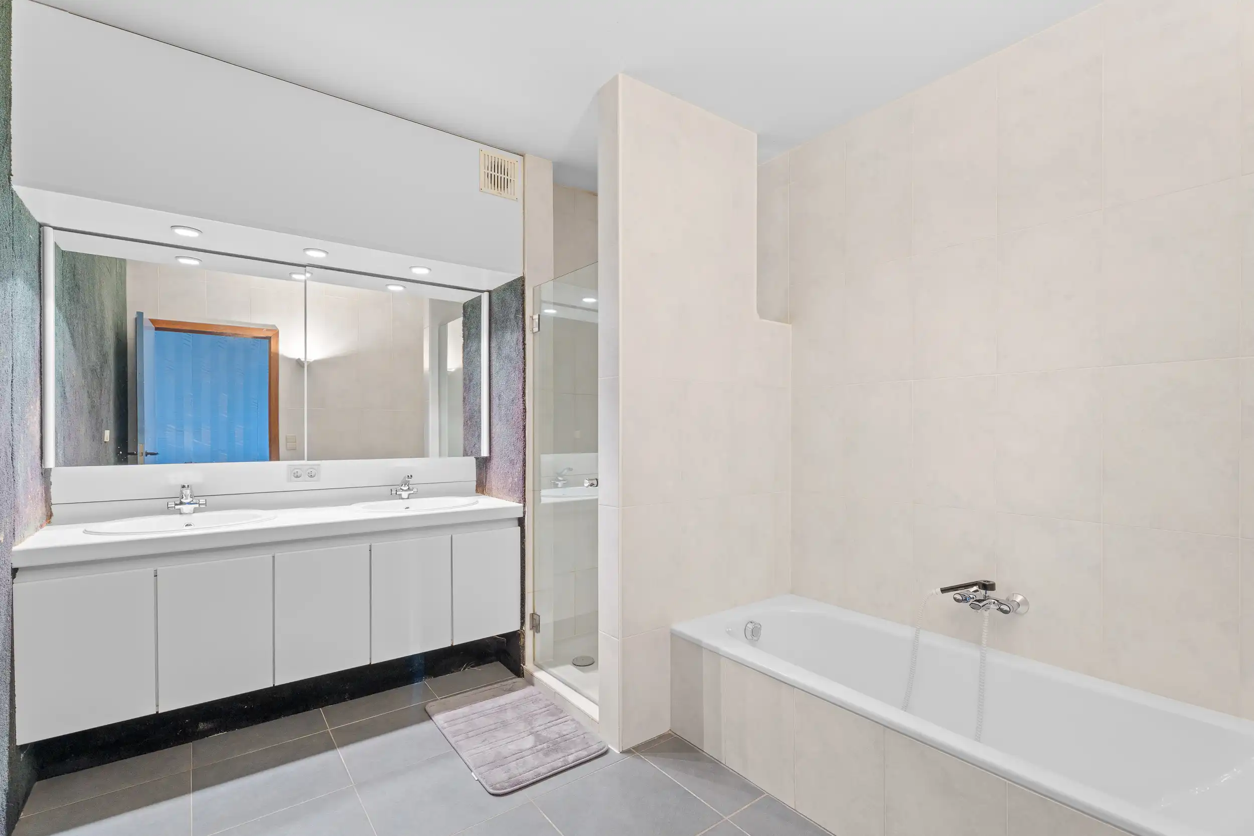 HOB met garage en tuin op toplocatie te Sint-Amandsberg foto 13