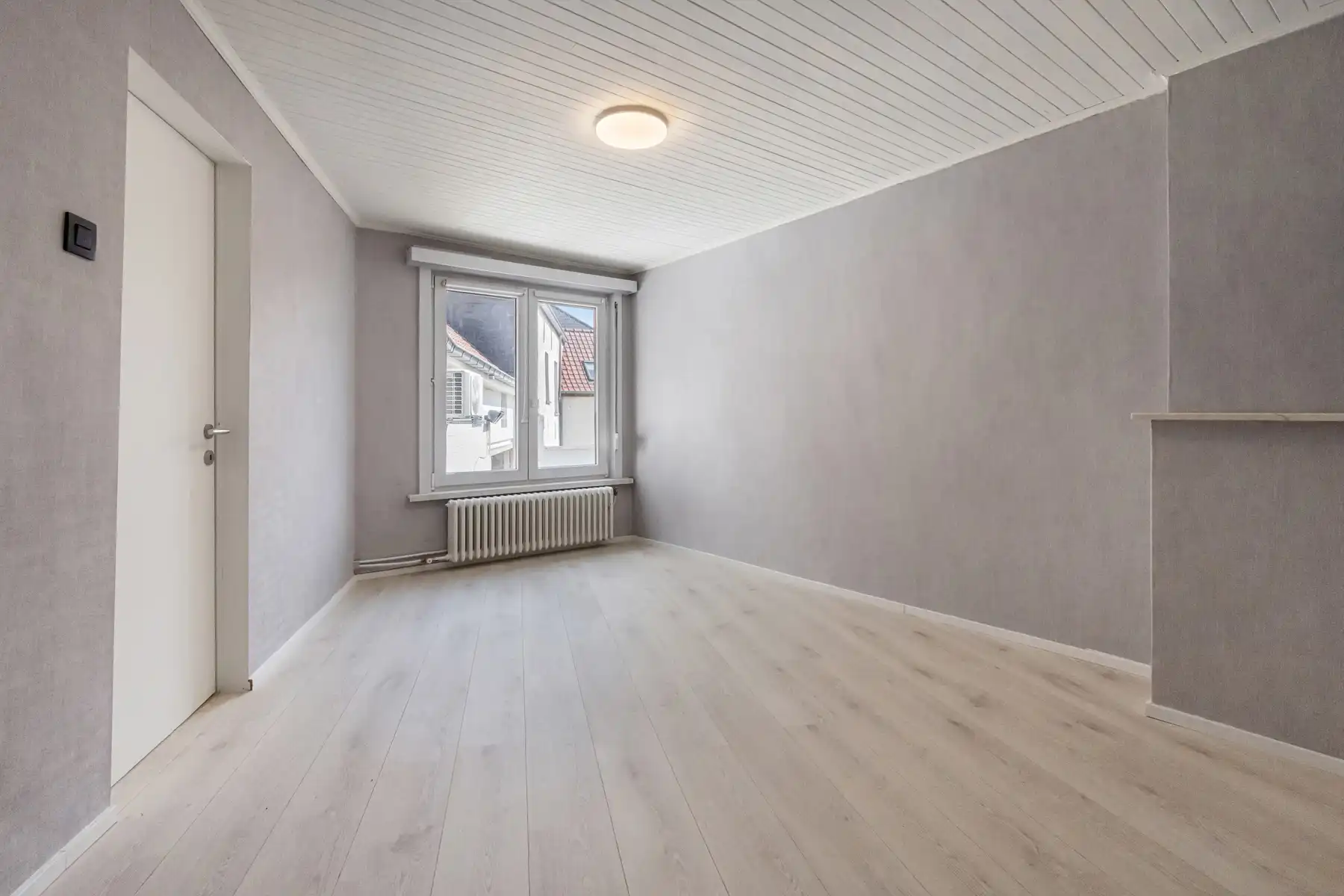 Charmante woning in het hart van Nederhasselt foto 14