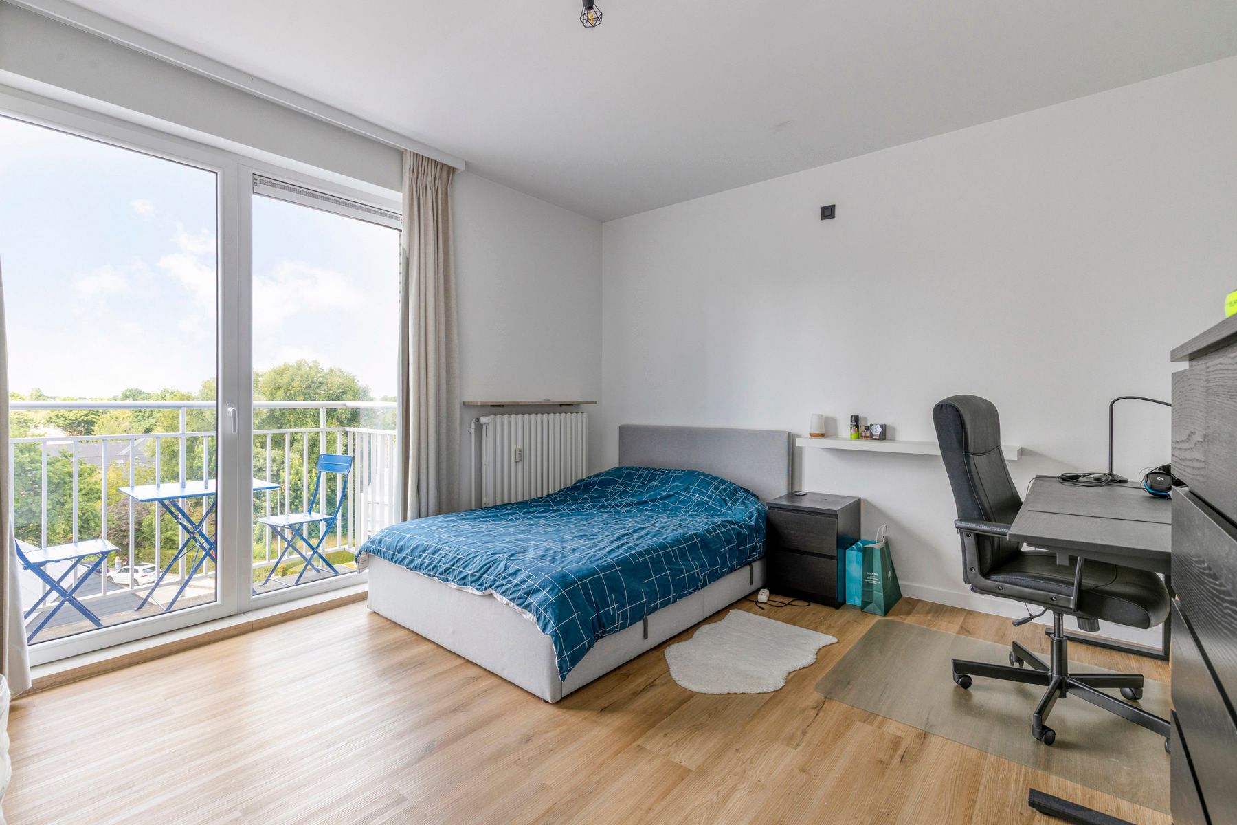 Centraal gelegen gerenoveerd appartement | Station Brugge foto 23