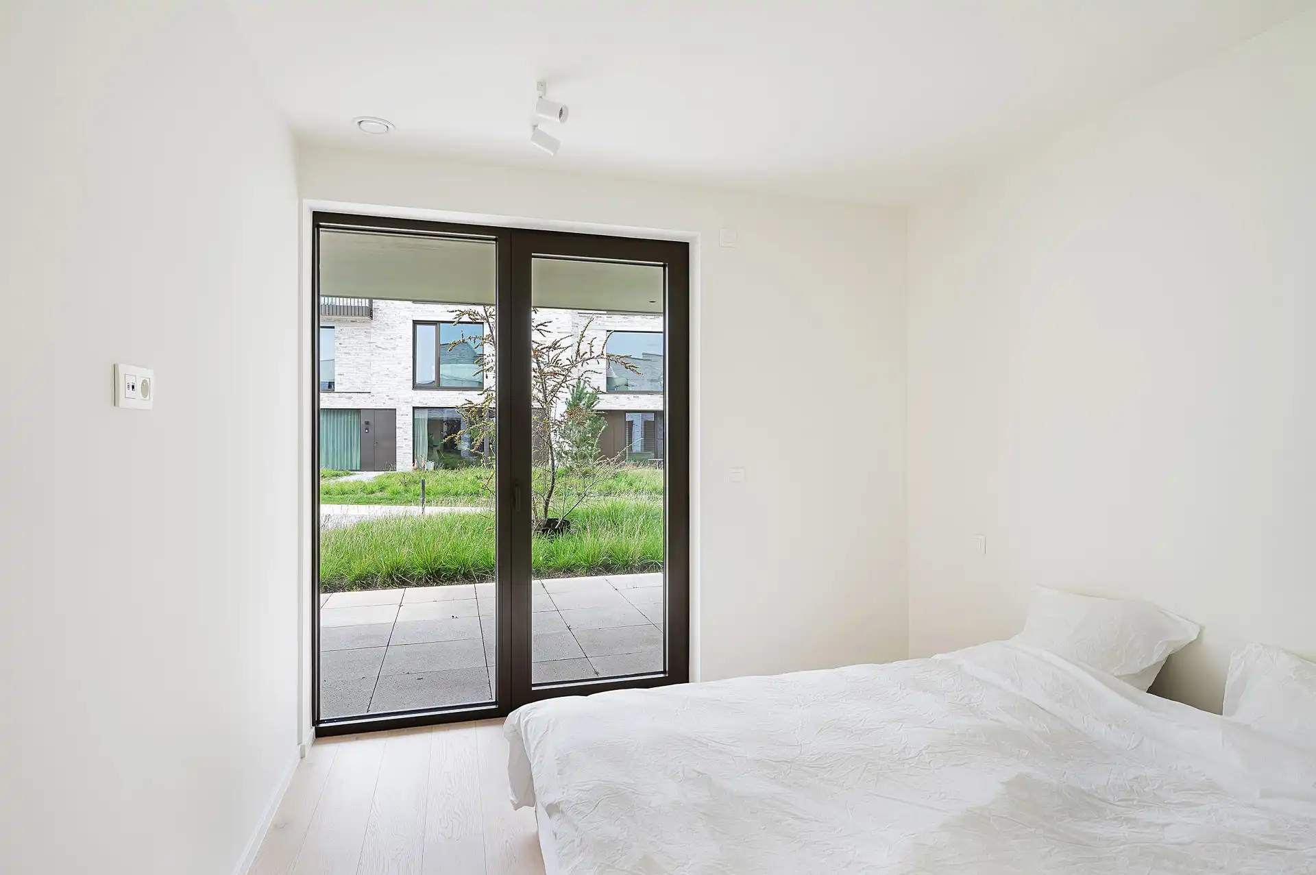 Architecturale BEN-woning met uitzonderlijke leefruimte en zonovergoten terrassen foto 20