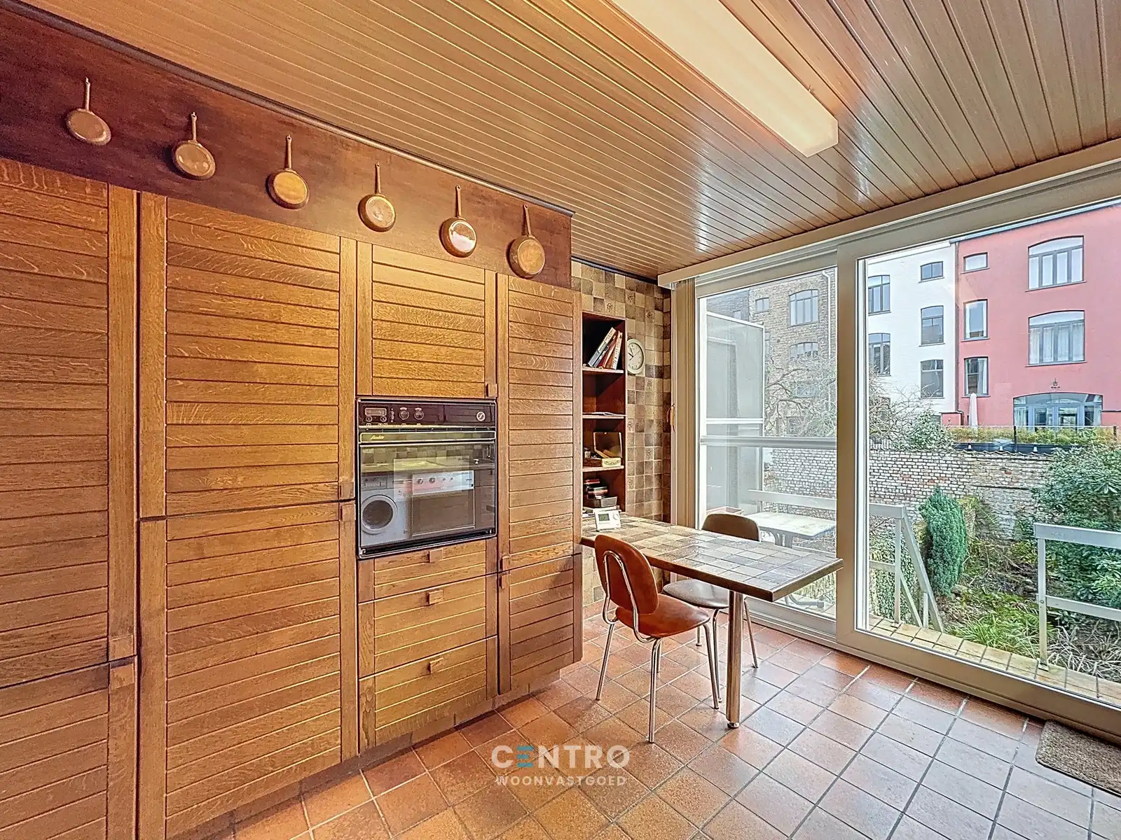 Gezinswoning op UITSTEKENDE ligging te Sint-Andries! foto 8