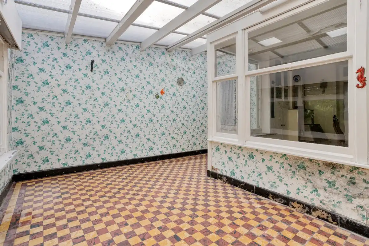 Woning met karakter en veel renovatiepotentieel in Gullegem foto 17