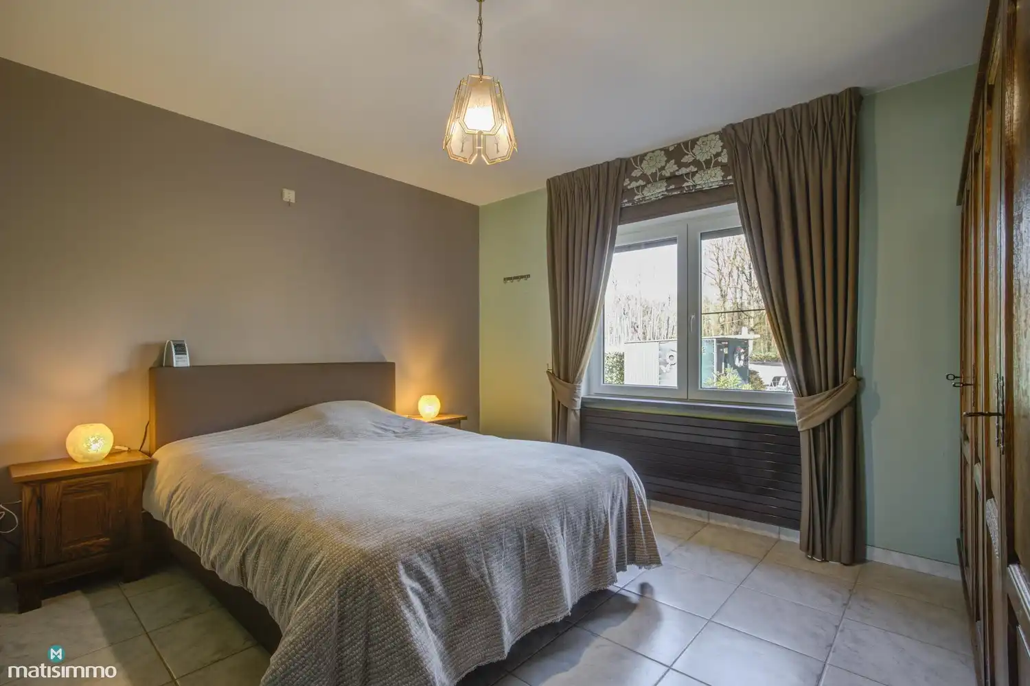 RUIME WONING MET 4 SLAAPKAMERS GELEGEN OP EEN RUSTIGE DOCH CENTRALE LOCATIE TE GENK foto 10