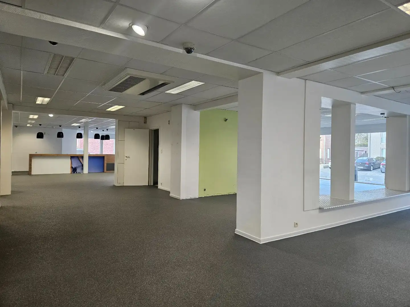 Handelspand van 459m² met diverse mogelijkheden in Geel-Larum! foto 13