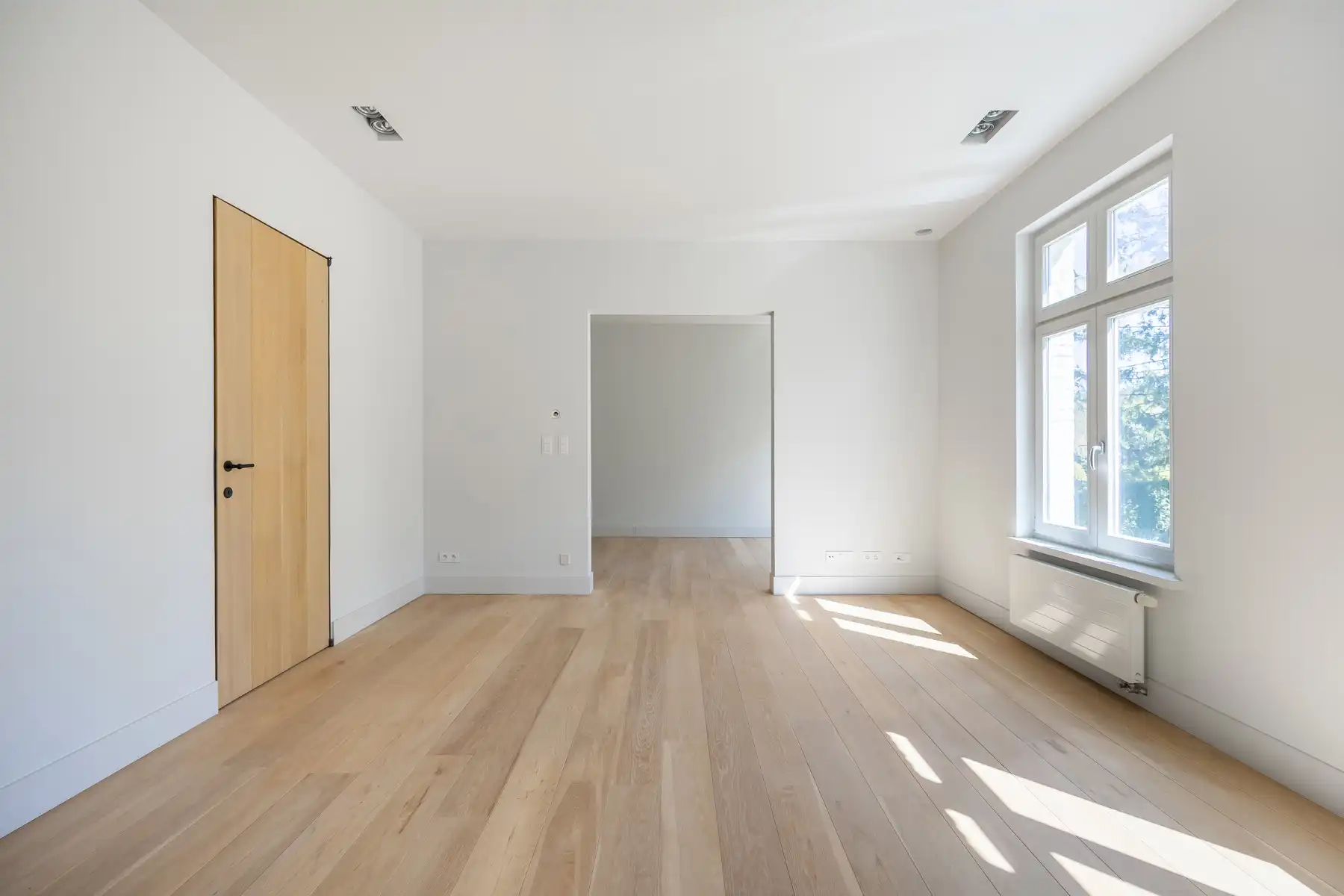 Magnifieke villa op 2.415 m² in residentiële wijk foto 27