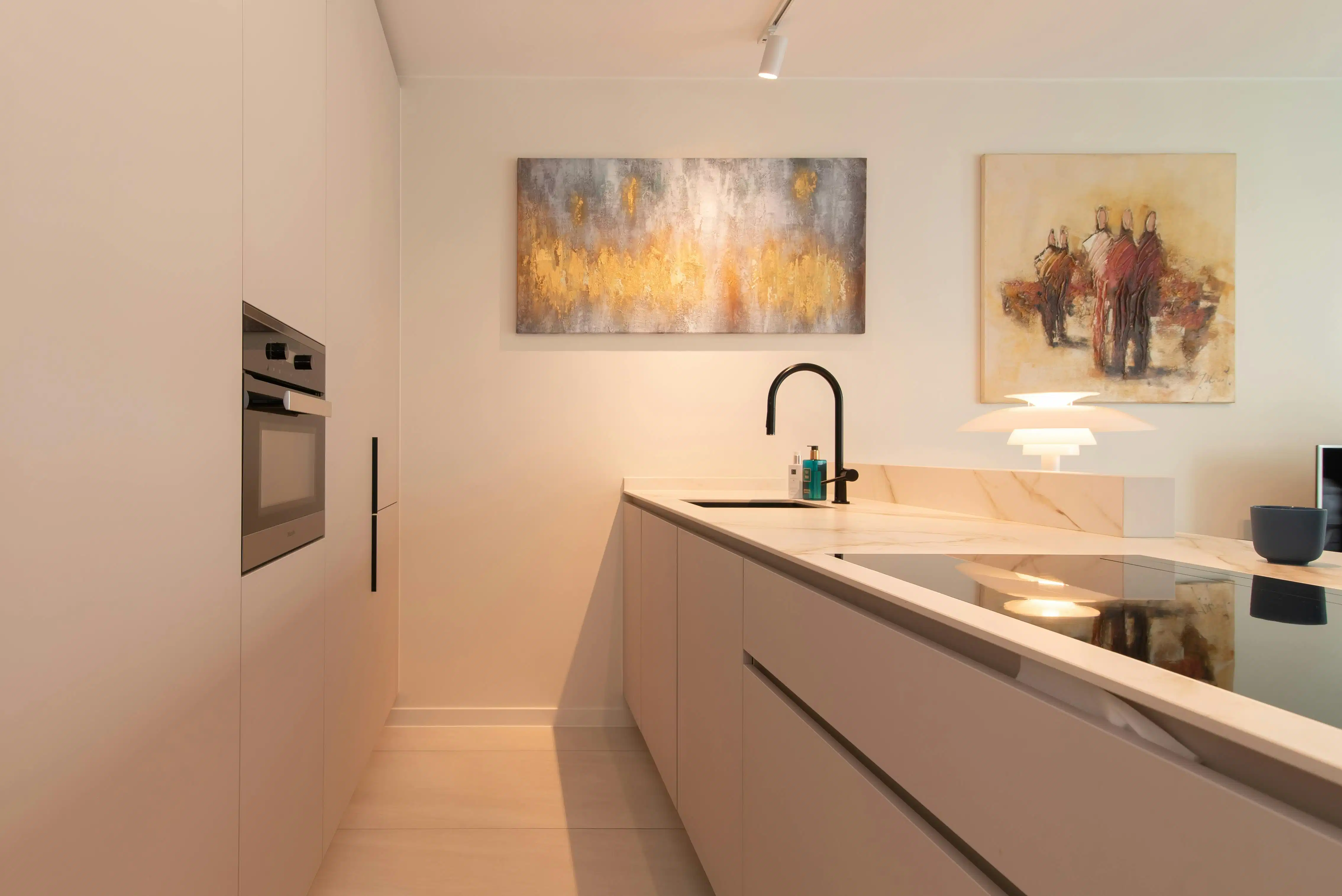 Schitterend afgewerkt appartement met een prachtig terras foto 3