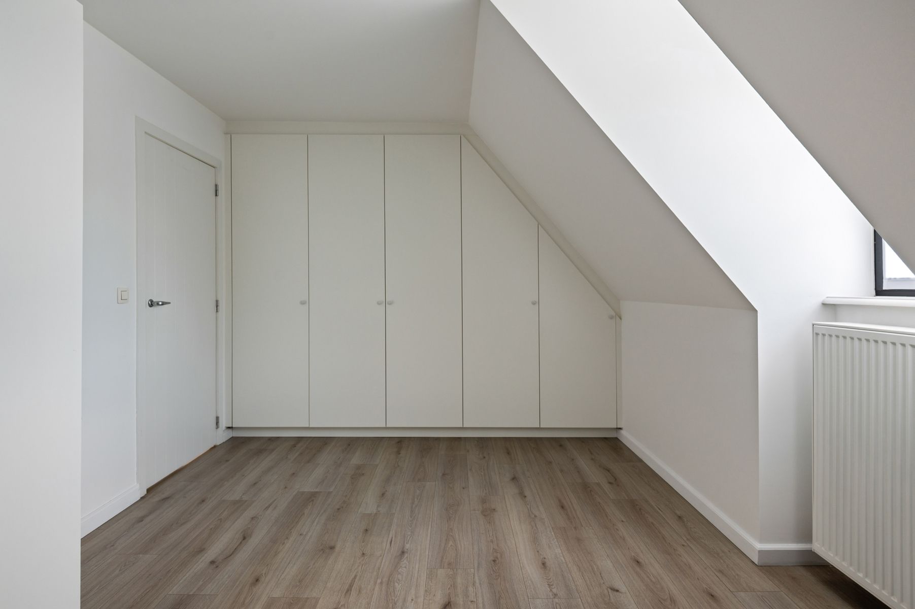 Energiezuinige en instapklare pastorijvilla op ca. 1512 m².  foto 18