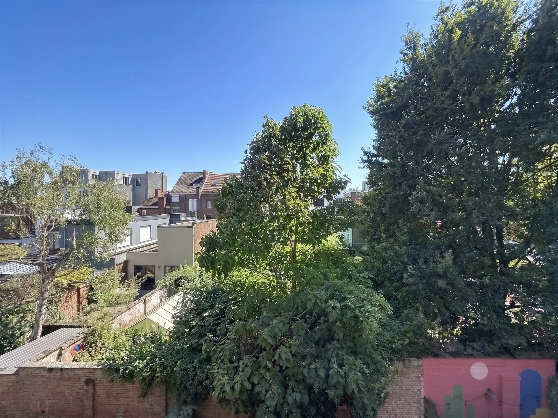 Ruim appartement op toplocatie aan het Hendrik Heymanplein in Sint-Niklaas foto 12