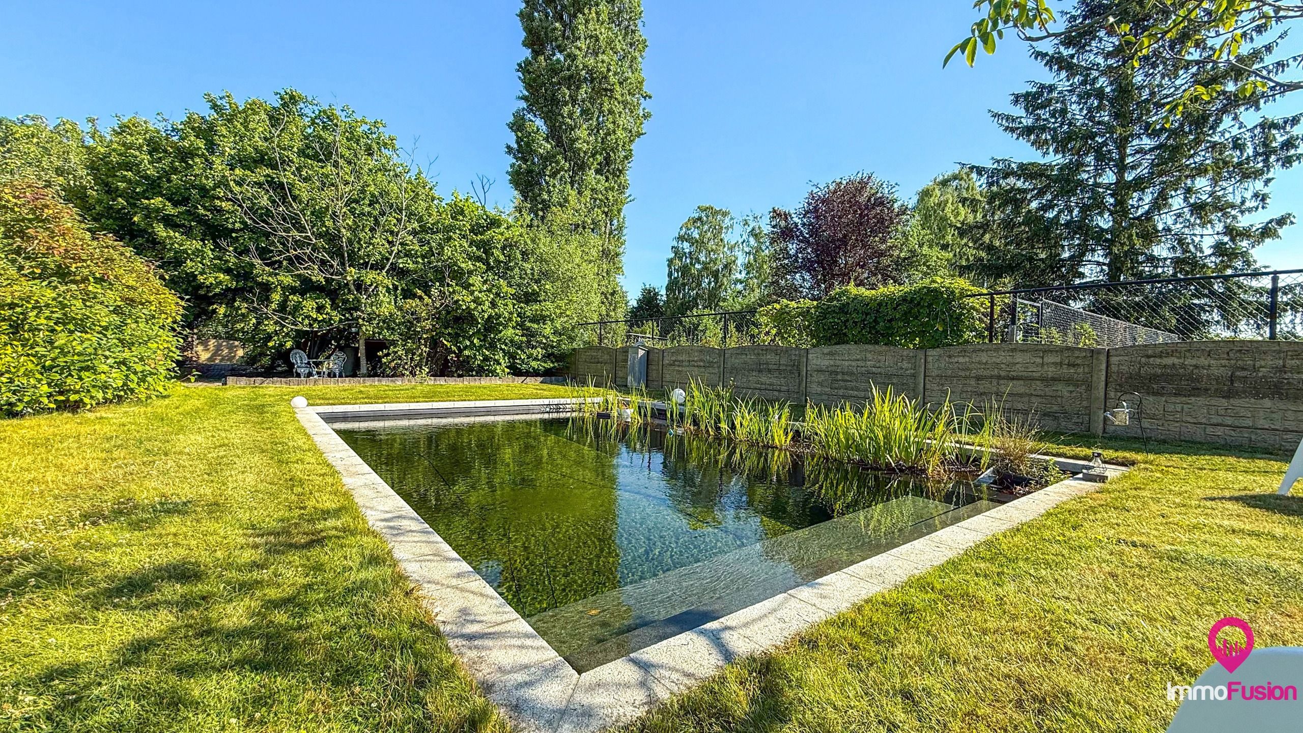 Praktische bungalowwoning met prachtige tuin en zwemvijver! foto 44