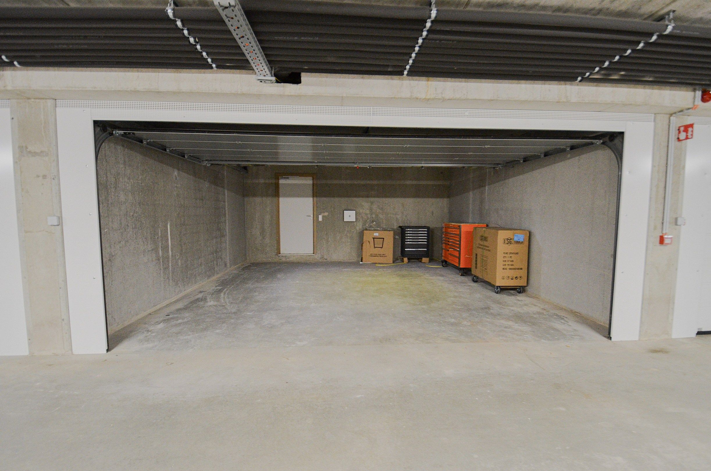 Nieuwbouw BEN-woning(bijna energie neutrale woning) in een autovrije, groene omgeving. foto 19