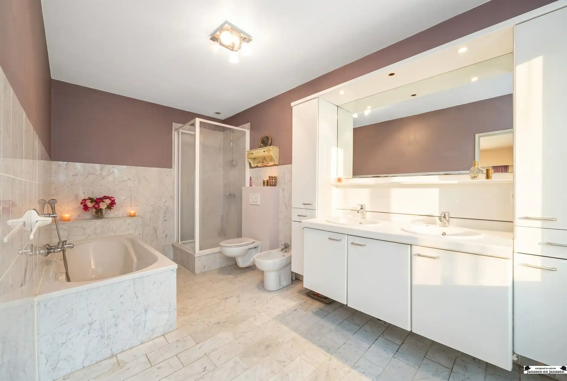 Exclusieve villa op royaal perceel van 3.000 m² grenzend aan uniek natuurdomein foto 17