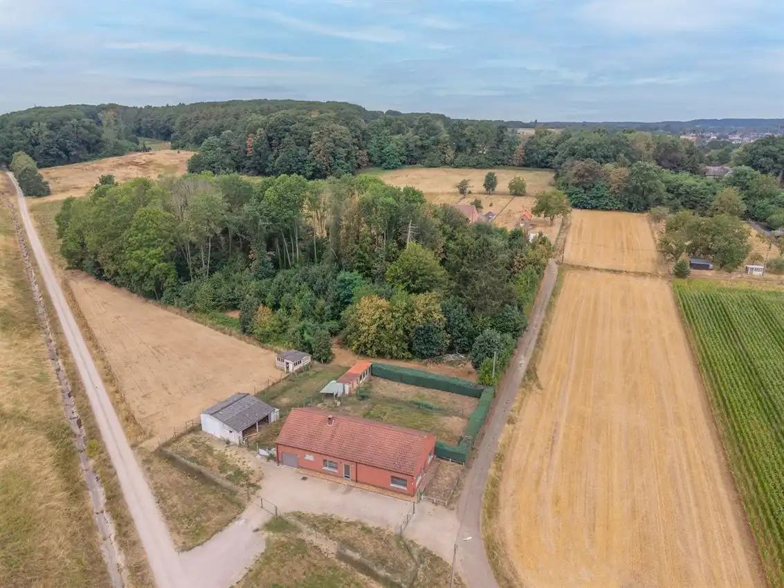 Gelijkvloerse woonst, 3 slpk, op 29a 53ca foto 22