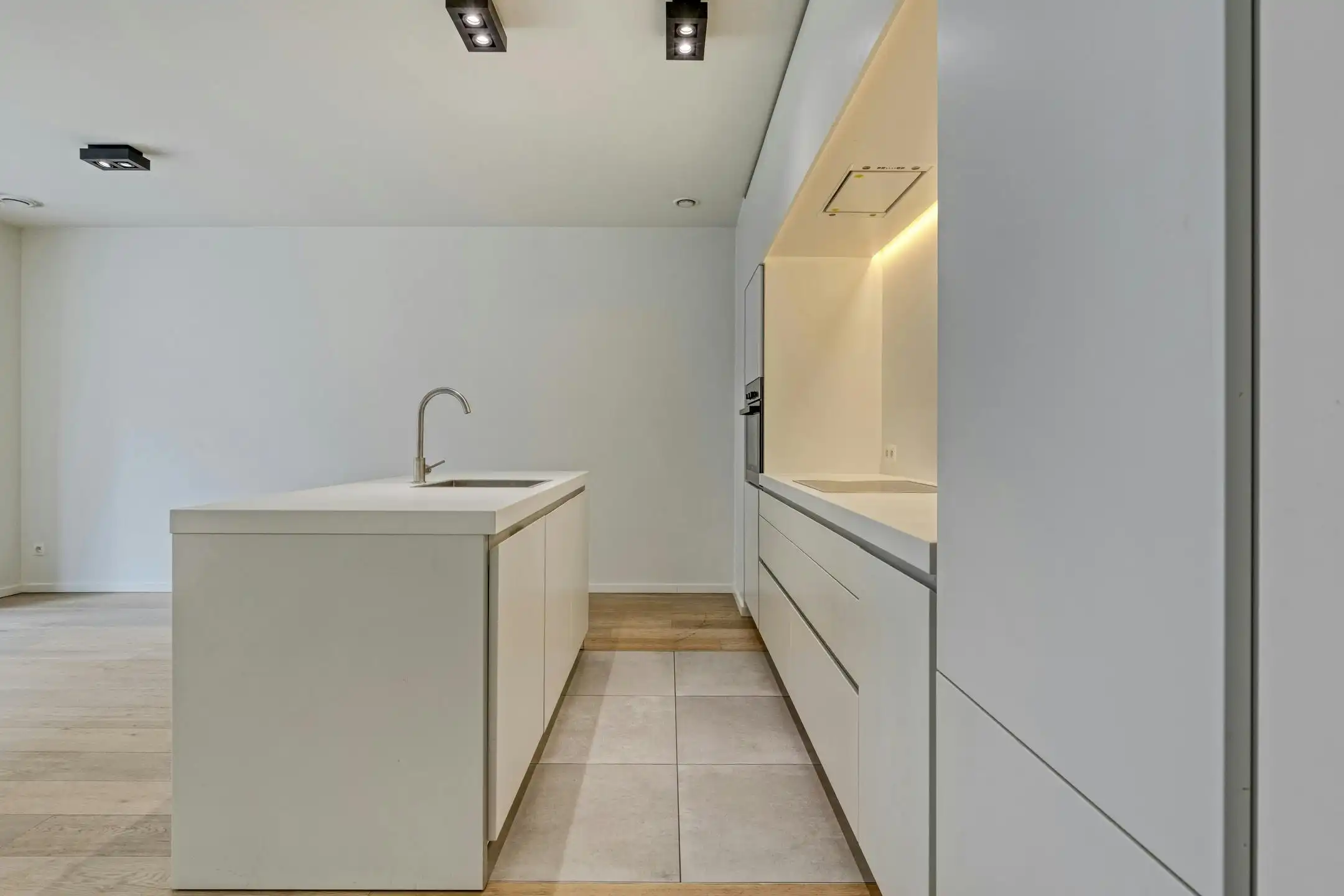 Recent appartement te koop in residentie Havn Antwerpen Zuid foto 9