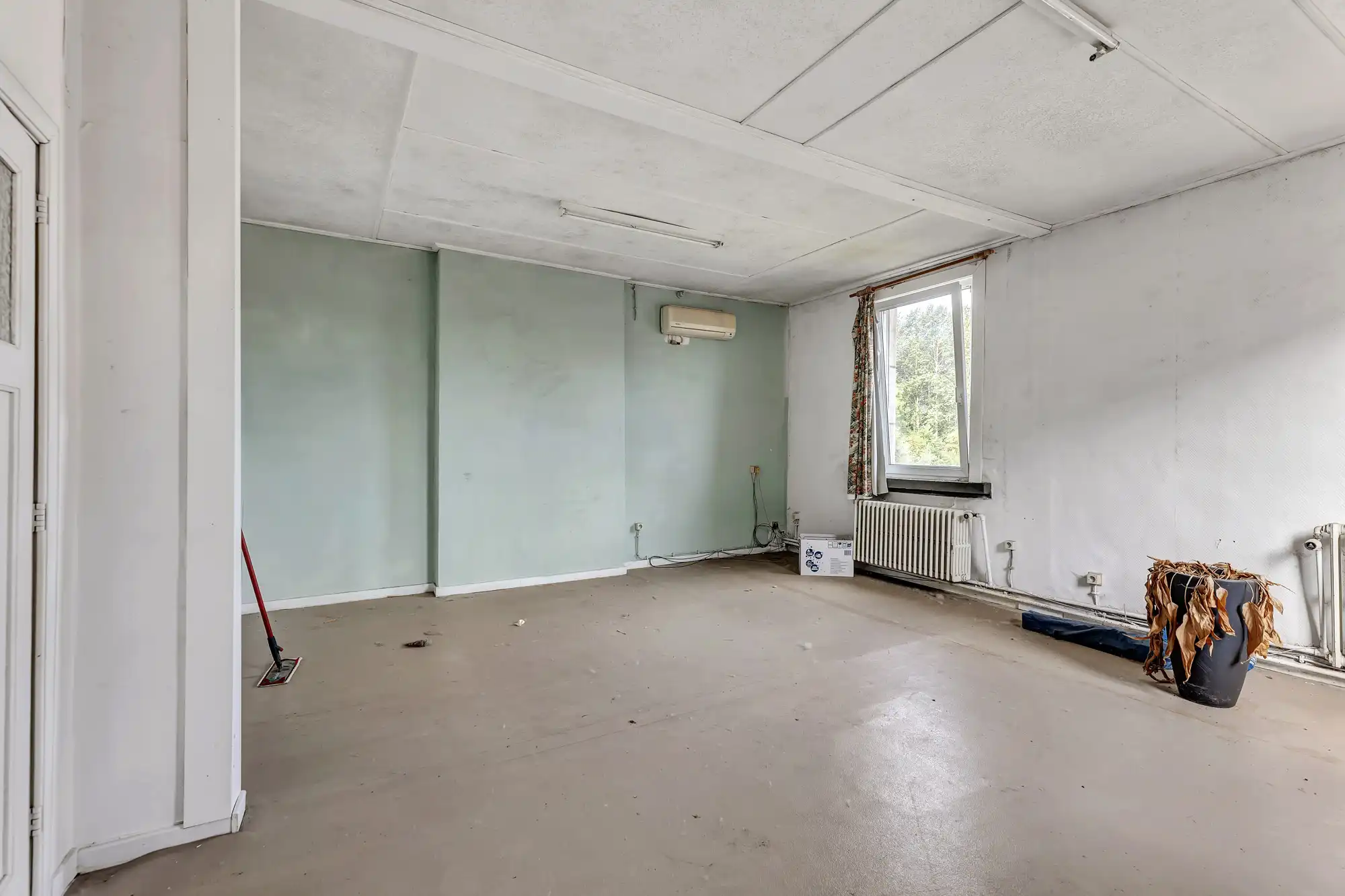 Solide woning met mogelijkheden foto 12