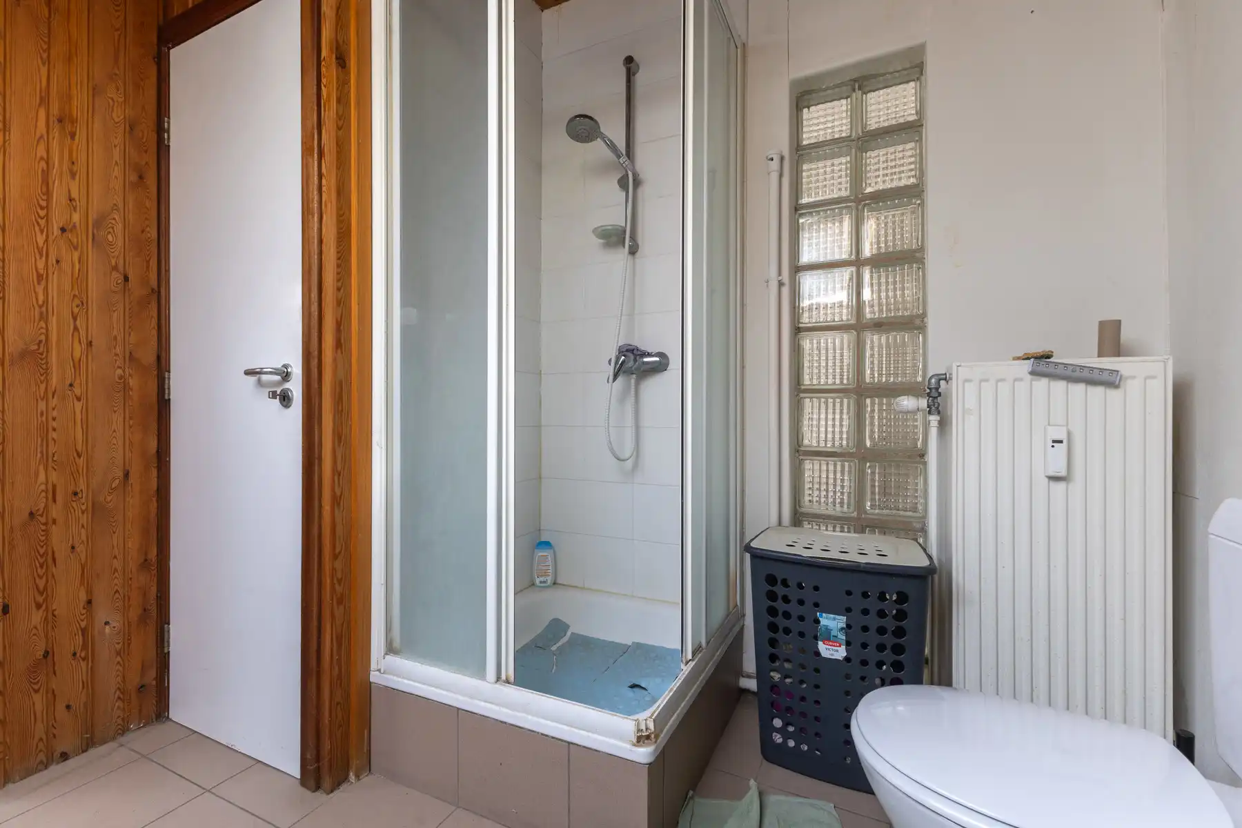 Opbrengsteigendom met 4 wooneenheden en 2 garages foto 47