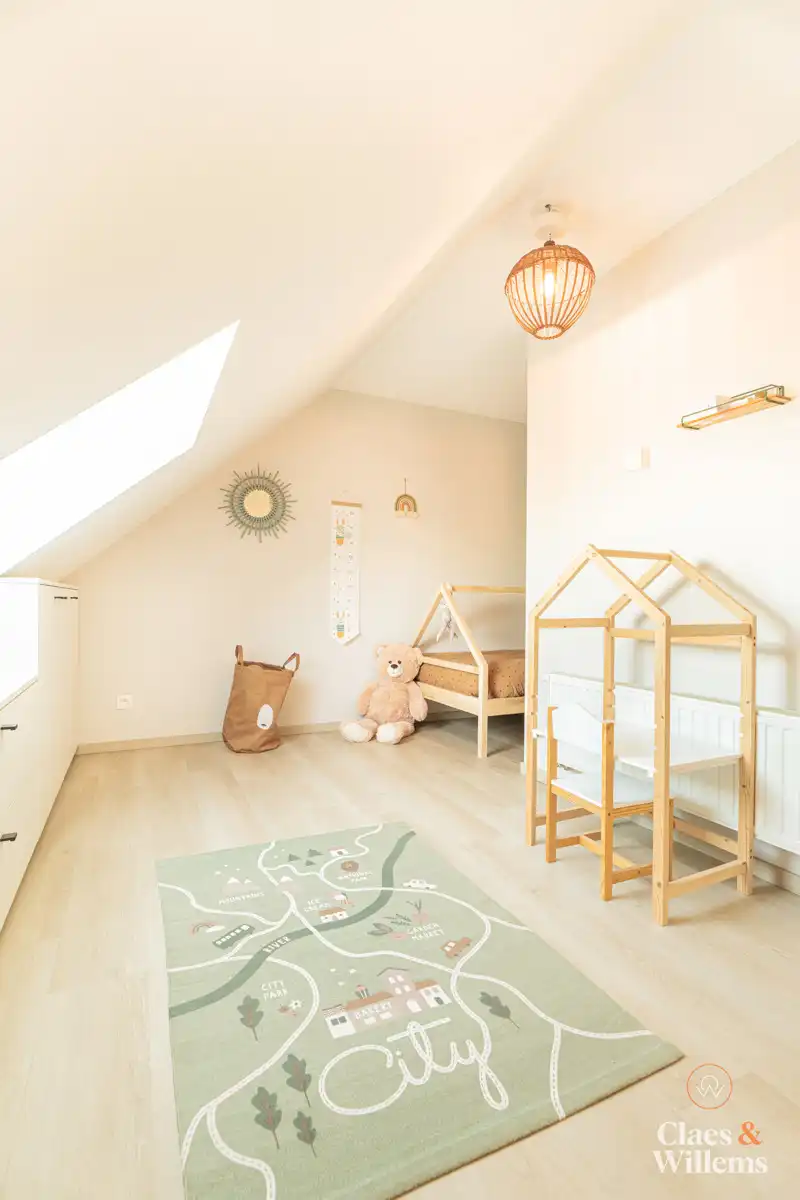 Instapklare, gerenoveerde woning met 4 kamers te Buizingen. foto 15