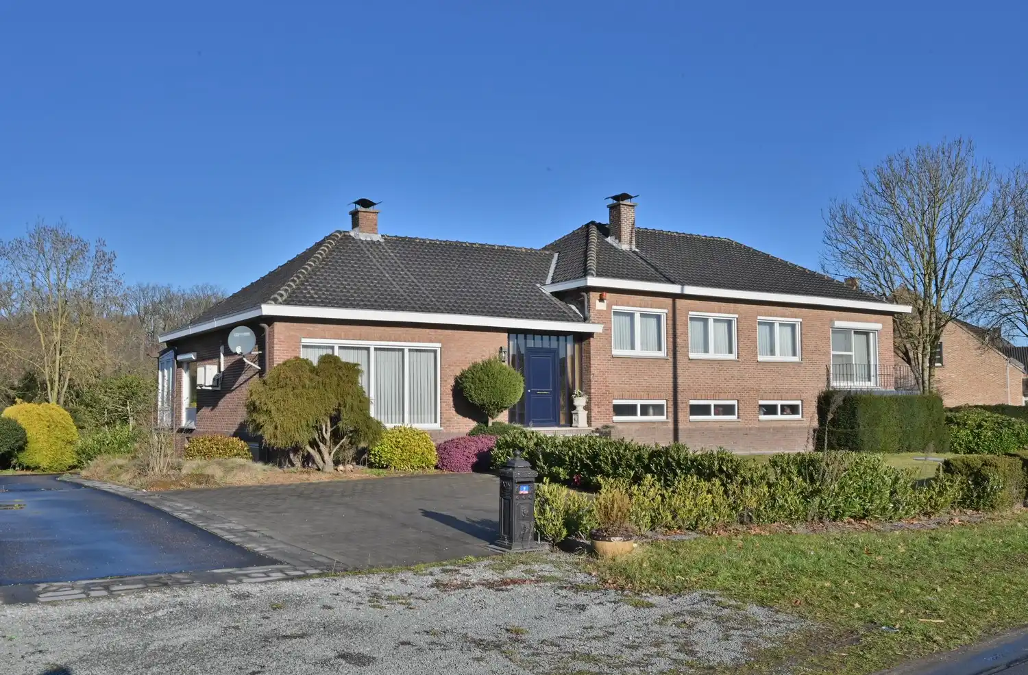 Hoofdfoto van de publicatie: Veelzijdige eigendom op strategische locatie nabij Maastricht