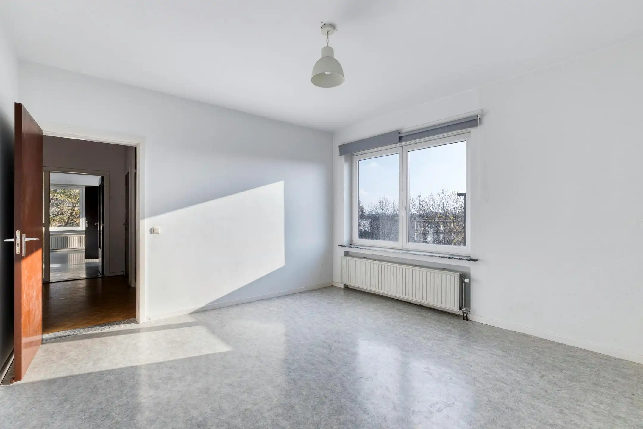 Tweeslaapkamerappartement met terras te koop in Merksem foto 12