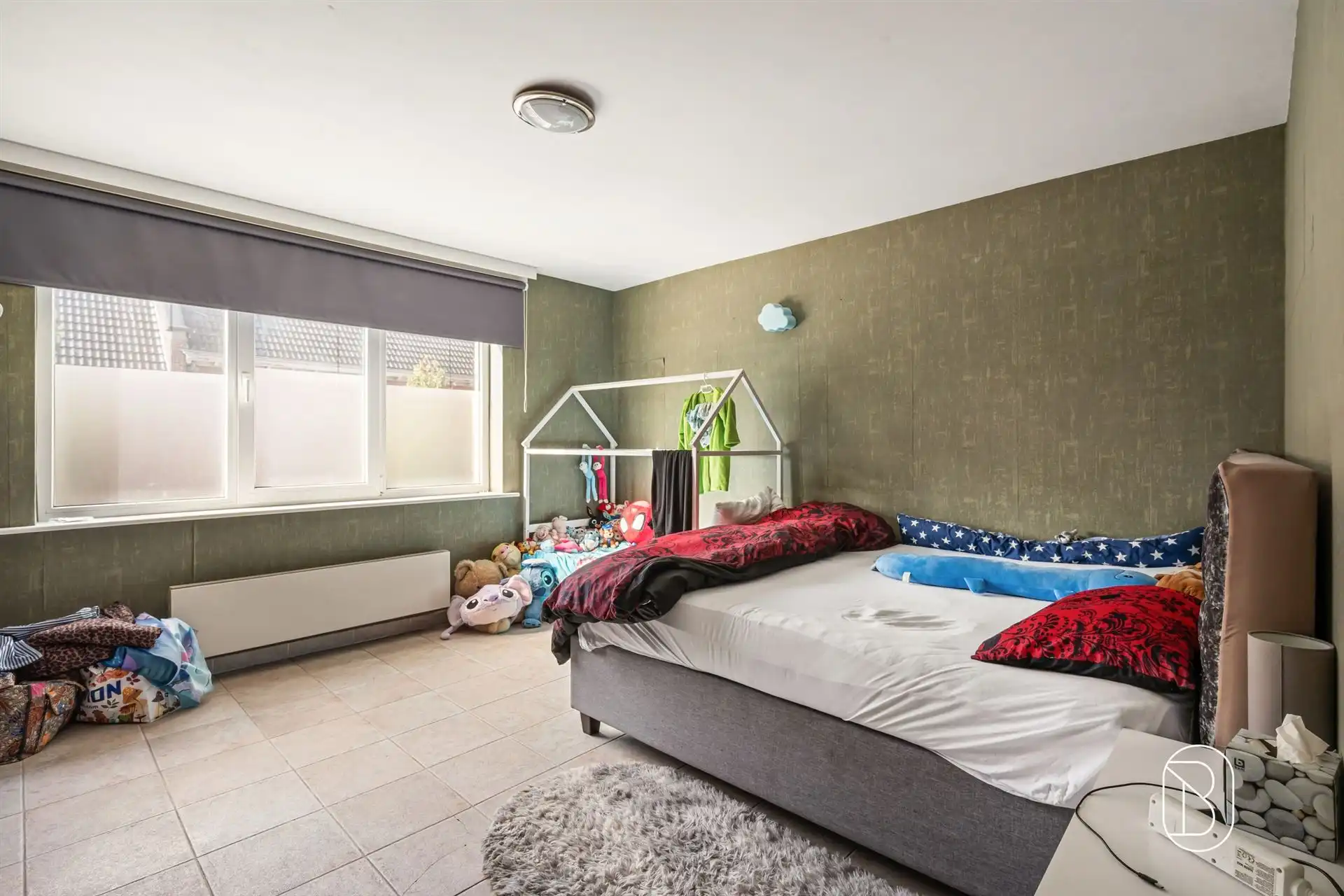 Opbrengsteigendom met 2 appartementen en 2 garages foto 19