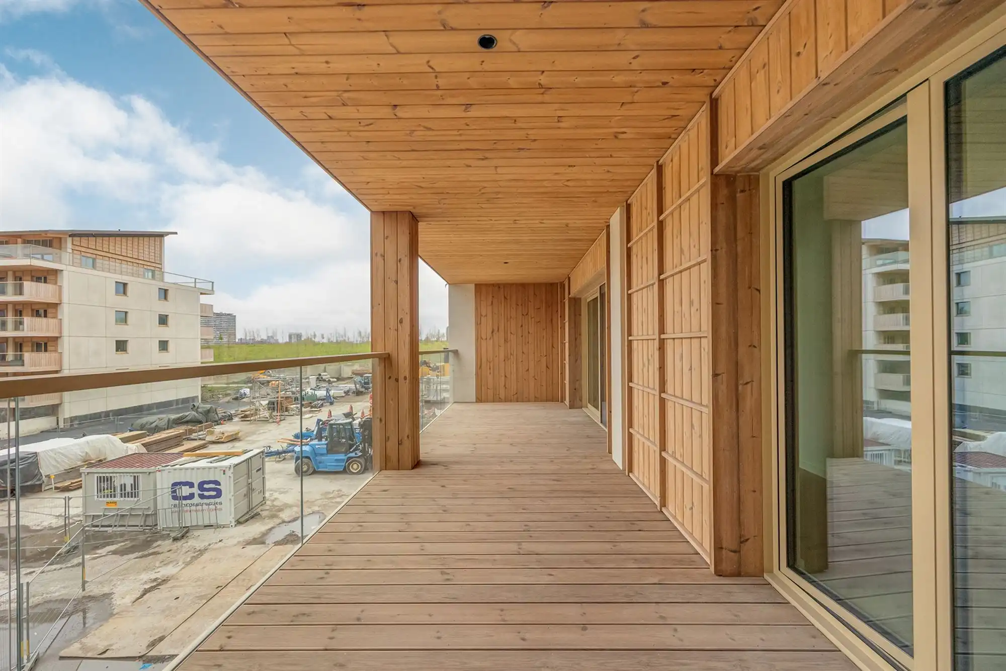 Shigeru Ban: app. met 3 slpkmrs., 2 bank. en 2 terrassen foto 2