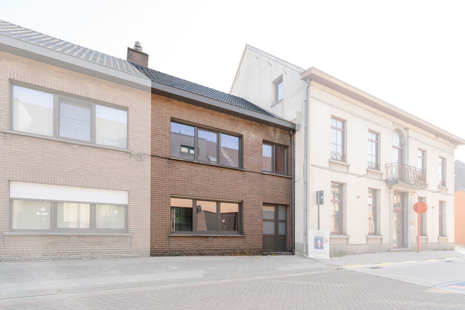 Te renoveren woning aan de scheldepromenade foto {{pictureIndex}}