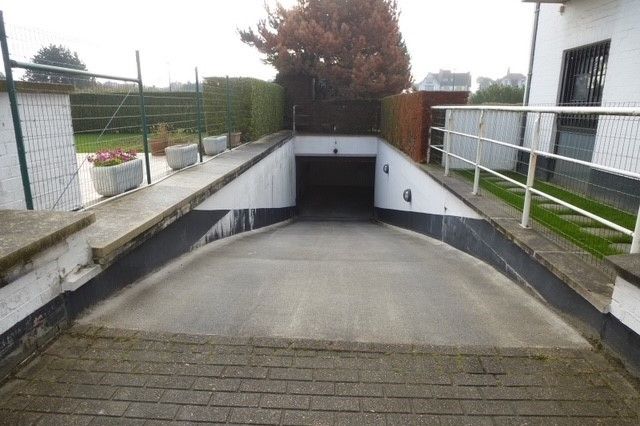 Garagebox op Toplocatie in Zoute! foto 3