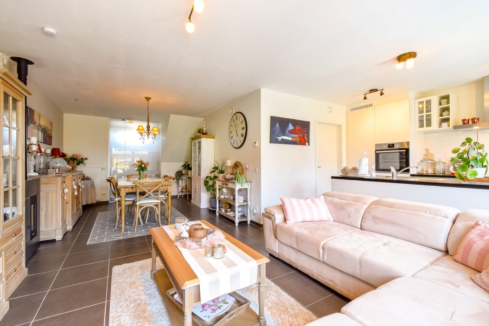 Instapklare en landelijke woning met 3 slaapkamers in rustige nieuwbouwwijk te Lombardsijde foto 4