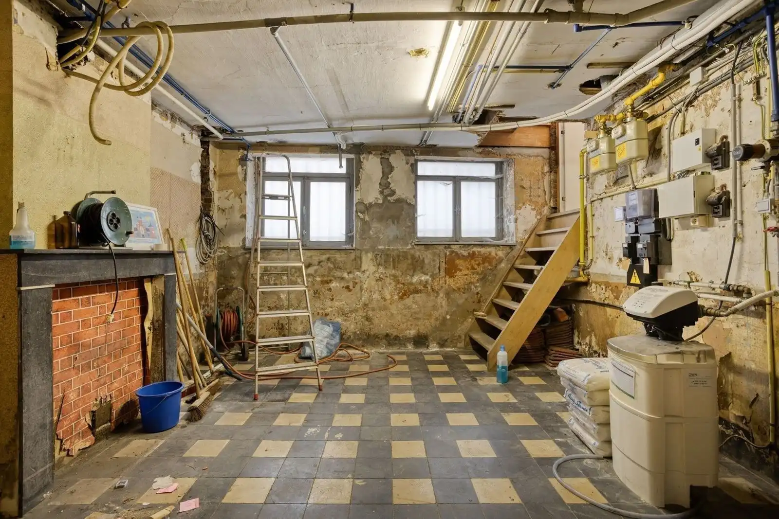 Praktijk + triplexappartement (3 slaapkamers & 2 badkamers) te centrum Halle  foto 35