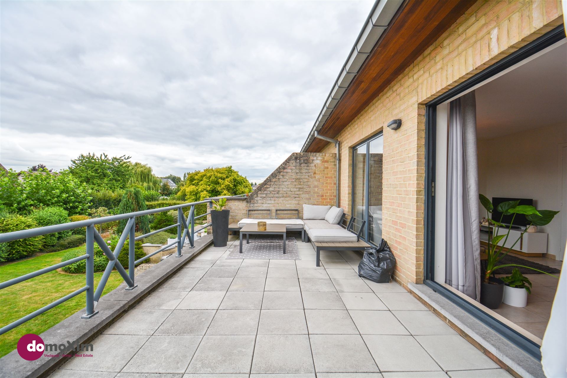 Duplex appartement met 2 slaapkamers en een ruim terras gelegen in het centrum van Veltem-Beisem foto 10